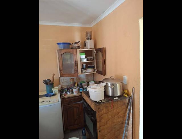 6 BEDROOM HOUSE FOR SALE IN FOREST VILLAGE